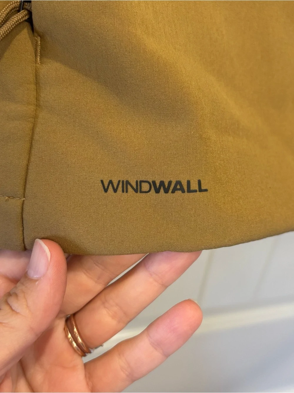 The North Face WINDWALL Shell Vest  Gold Tan Size Medium Men’s